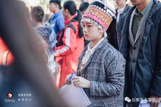 云南苗族帅哥网红有哪些,魅力四溢的苗乡风采