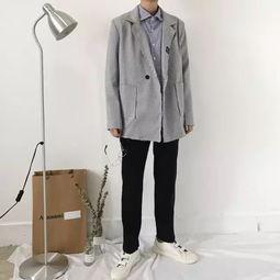 网红男生秋季穿搭风格,网红男生秋季穿搭风格全解析