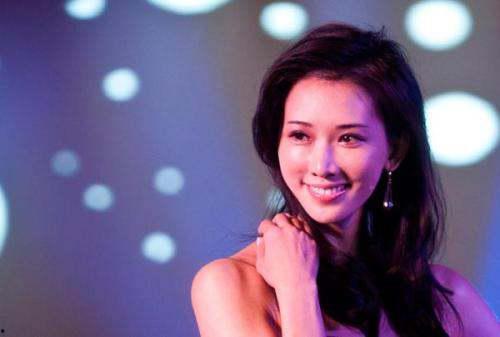 雅安出过明星吗,揭秘这座城市的璀璨星光