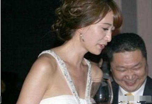 女明星酒醉丑态,女明星不为人知的丑态曝光